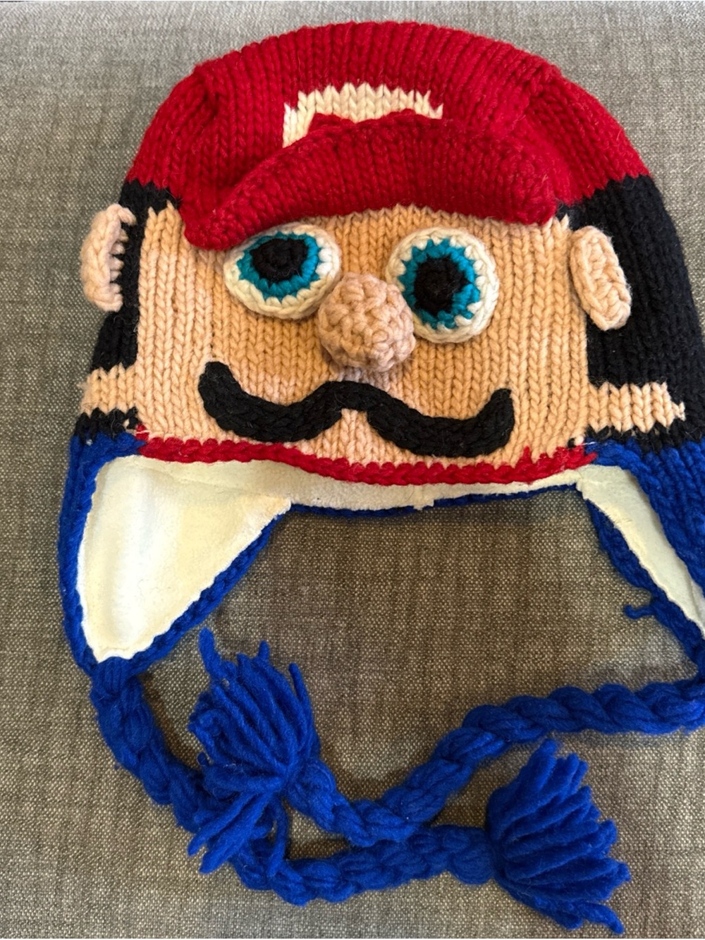 Wool hat - Picture 2 of 7